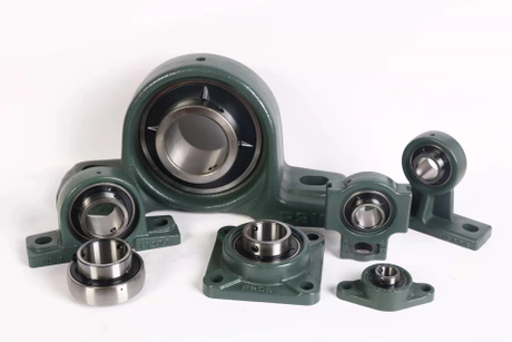 Roulement insert avec boîtier